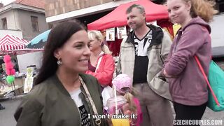 Barátnők leszívatva és megrakva