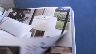 Méretes keblű nevelő anya kezelésbe veszi a dákót