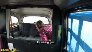 Fake Taxi - Lady Bug a fiatal sulis csajszi