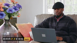 Brazzers - Ember Snow és a csoki örömrúd