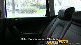 FakeTaxi cuki orosz túrista kiscsaj szűk puncival