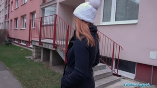 Jenny Manson a izgató orosz csajszi - Public Agent