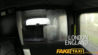 FakeTaxi - nagy didkós debella lány a taxiban