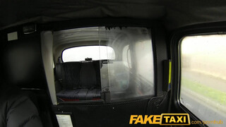 FakeTaxi - Világos Szőke méretes seggű spiné megkúrelva