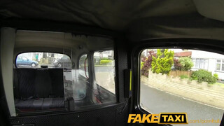 FakeTaxi - egy szexy irodista bige