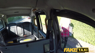 Fake Taxi - Kylie Nymphette a kurva fősulis csajszi