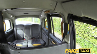 Fake Taxi - Eva Johnson szereti a hatalmas dákót