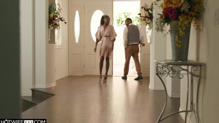 HotwifeXXX - Amari Anne a vékony csoki házastárs