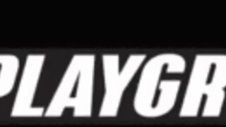 DIGITALPLAYGROUND - Nicolette Shea a bögyös hölgyemény lovagol