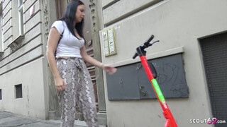 GERMAN SCOUT - Fiatal német spiné pénzért közösül