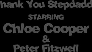 Chloe Cooper a hatalmas cicis háziasszony - MyPervyFamily