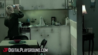 Digitalplayground - Riley Steele a méretes didkós világos szőke hölgyemény
