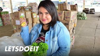 Dagadt brazil milf muffja mélyen megkúrelva xiomarától